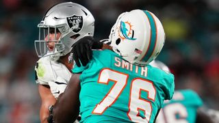 OT Kion Smith inks 1-year deal with 49ers (NFL). Photo by Jim Rassol-Imagn Images