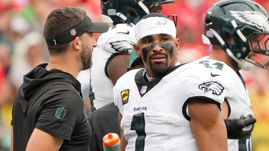 Eagles' Nick Sirianni sidesteps Jalen Hurts queries (NFL)