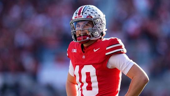 Ohio State signs record $17M jersey patch deal with Chase (College Football). Photo by Adam Cairns/Columbus Dispatch / USA TODAY NETWORK via Imagn Images