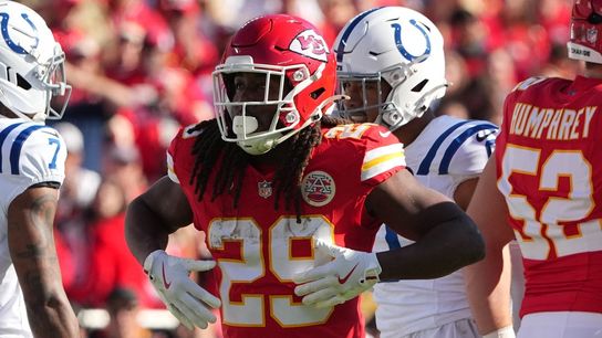 Report: Veteran RB Kareem Hunt visits with Lions (NFL)