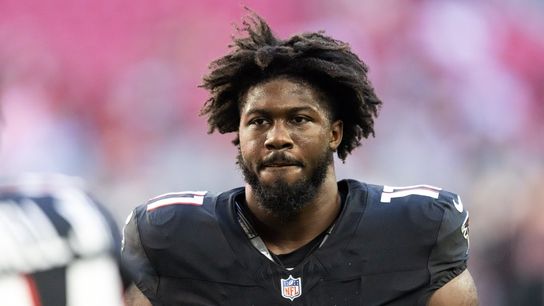 Falcons DE Jalon Walker carted off with leg injury (NFL). Photo by Mark J. Rebilas-Imagn Images