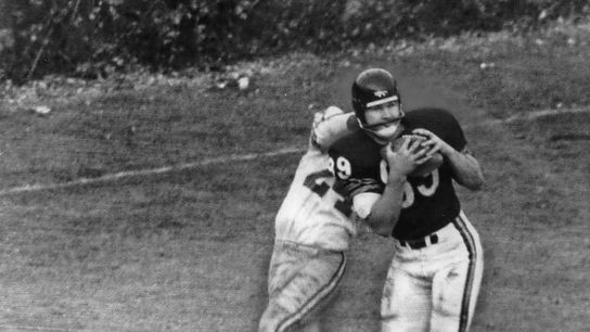 Legendary coach, Hall of Fame TE Mike Ditka dies at 86 (NFL)