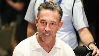 49ers' Kyle Shanahan to be limited in camp after serious car crash (NFL). Photo by Rob Schumacher/The Republic / USA TODAY NETWORK via Imagn Images