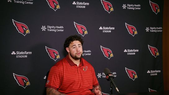 Cardinals rookie G Chase Bisontis nursing knee injury (NFL). Photo by Megan Mendoza/The Republic / USA TODAY NETWORK via Imagn Images