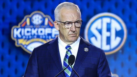 SEC reportedly to suspend coaches who bring players back from pros (College Football)
