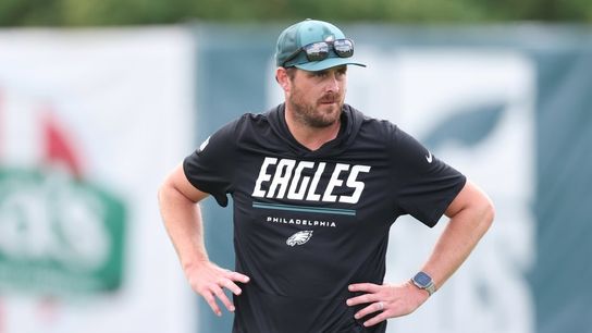 New OC Sean Mannion: Eagles will 'lean into' tush push (NFL)
