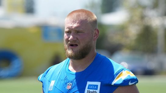 Report: Chargers C Tyler Biadasz (ACL) out indefinitely (NFL)