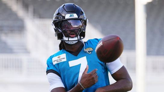 Jaguars WR Brian Thomas Jr. 'all right' after injury scare (NFL)