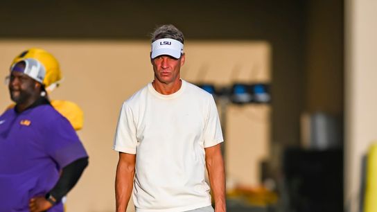 No. 11 LSU opens Lane Kiffin era against Clemson (College Football)