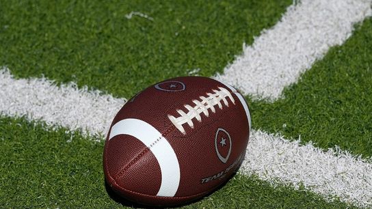 William Jewell RB MicahJo Barnett dies after medical emergency during game (College Football)