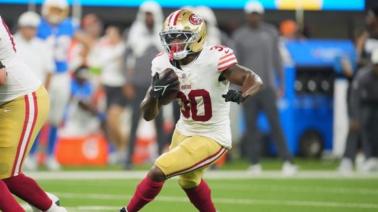 Report: 49ers trade RB Zamir White to Saints for LB Deion Jones (NFL)
