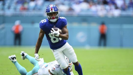 Giants WR Calvin Austin III carted off practice field (NFL). Photo by Rich Storry-Imagn Images