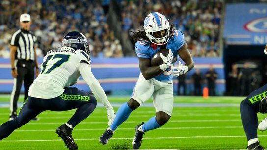 Titans rally from early deficit to beat Seahawks in preseason action (NFL)