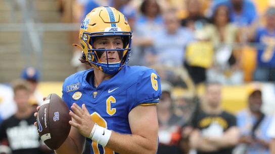 Mason Heintschel throws 7 TDs, Pittsburgh dominates Miami (Ohio) (College Football)