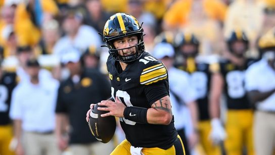 Report: Iowa QB Jeremy Hecklinski to start vs. Washington (College Football)