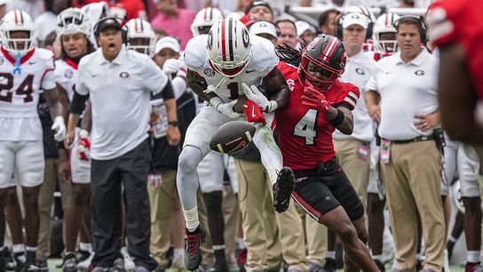 Gunner Stockton throws 5 TDs as No. 2 Georgia crushes Western Kentucky (College Football)