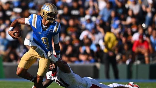 Wayne Knight runs for 3 scores to carry UCLA past San Diego State (College Football). Photo by William Liang-Imagn Images