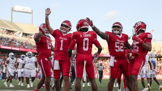 No. 22 Houston scores 11 TDs, rolls past Southern (College Football). Photo by Troy Taormina-Imagn Images