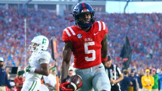 No. 9 Ole Miss cruises past Charlotte (College Football)