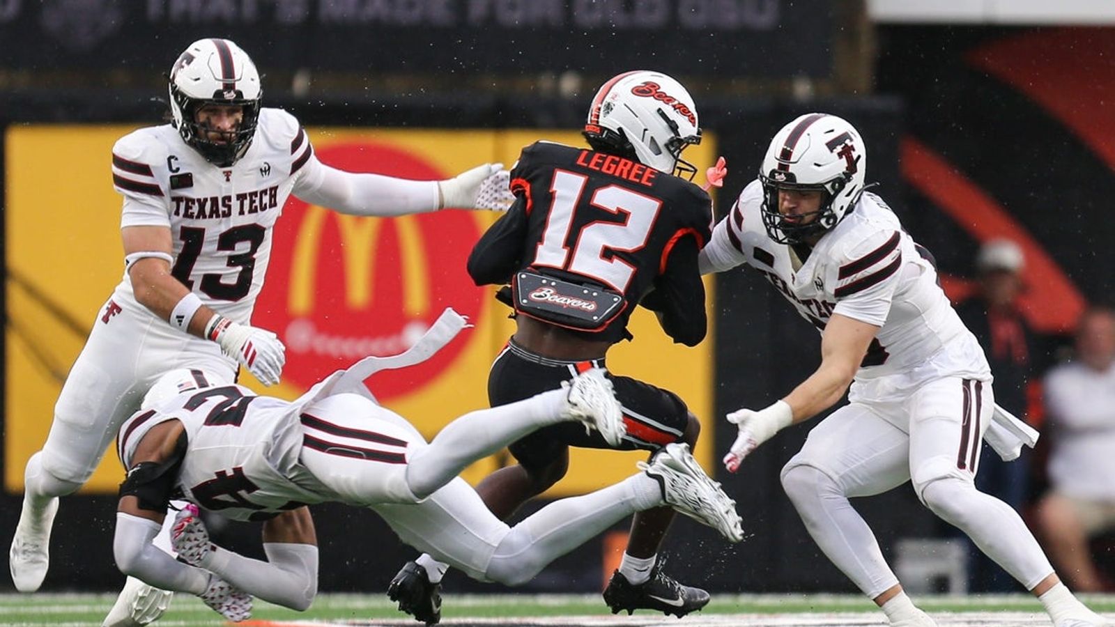 No. 13 Texas Tech scores 2 fourth-quarter TDs to rally past Oregon State