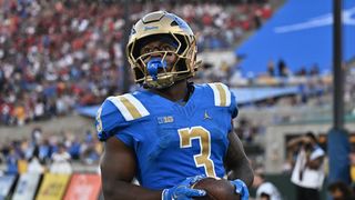 UCLA rushing toward Big Ten opener against Purdue (College Football). Photo by William Liang