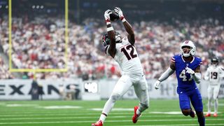 Report: Texans WR Nico Collins (hamstring) uncertain for Week 2 (NFL). Photo by Troy Taormina