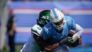 Eagles, Titans find plenty of room for improvement ahead of clash (NFL). Photo by DENNY SIMMONS