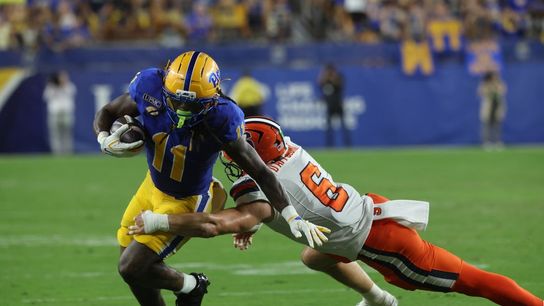 Dominant ground game propels undefeated Pitt over Syracuse (College Football)