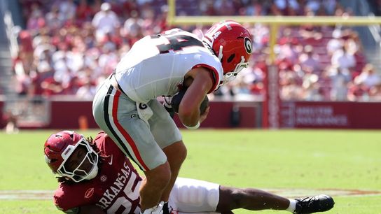 Chauncey Bowens' career day leads No. 2 Georgia to easy win at Arkansas (College Football)