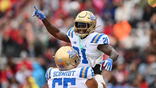 UCLA routs Maryland with 2 pick-6s, stays perfect (College Football)