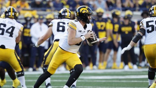 Fresh off upset win, No. 14 Iowa plays host to No. 5 Ohio State (College Football). Photo by Rick Osentoski