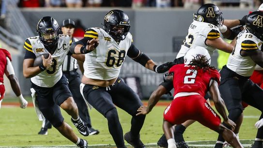 NC State blows 21-point lead but survives App State (College Football)