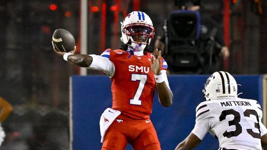 Kevin Jennings, No. 21 SMU's potent offense pose test for Boston College (College Football)