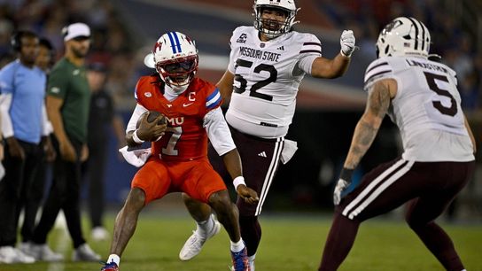 Kevin Jennings' milestone effort carries No. 22 SMU past Missouri State (College Football)