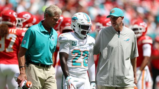 Dolphins RB De'Von Achane out with knee injury (NFL)