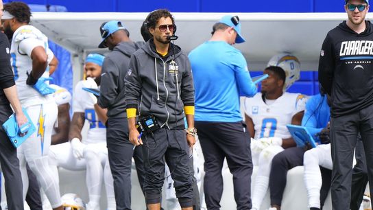 New Chargers OC Mike McDaniel understands calls for his job (NFL)