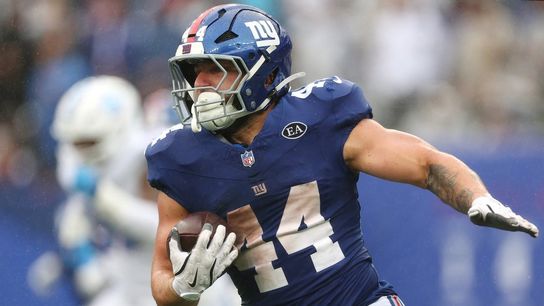 Defense, Cam Skattebo lead way as Giants hold off Titans (NFL). Photo by Vincent Carchietta