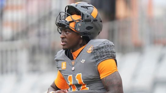 Josh Heupel, Tennessee weighing change at QB  (College Football)