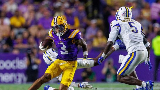 No. 11 LSU demolishes FCS opponent McNeese 63-14 (College Football)