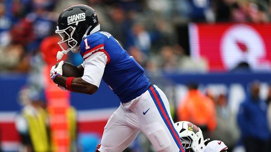 Giants WR Malik Nabers sits out practice with 'sore' right knee (NFL). Photo by Vincent Carchietta