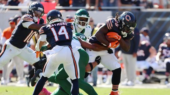 Kyle Monangai, Tyson Bagent stand out as Bears flatten Jets (NFL). Photo by Mike Dinovo