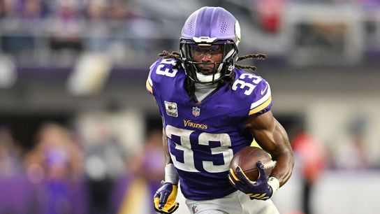 Report: Vikings RB Aaron Jones (knee) avoids serious injury (NFL)