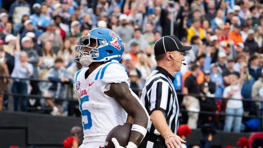 No. 9 Ole Miss blows out Vanderbilt, rebounds from Florida loss (College Football)