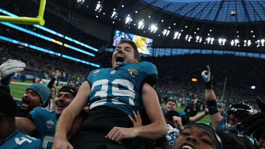 NFL roundup: Jaguars stun Eagles in final seconds in London (NFL)