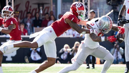 No. 4 Ohio State snuffs out No. 5 Indiana's 22-game winning streak (College Football). Photo by Rich Janzaruk