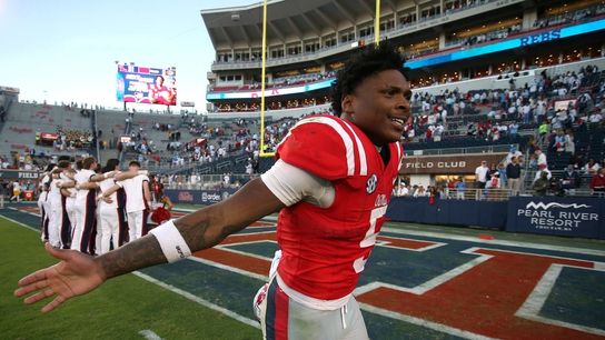 Ole Miss RB Kewan Lacy (shoulder) out vs. Auburn (College Football)