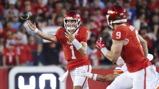 Offenses on display as No. 20 Houston tops No. 18 Oklahoma State (College Football)