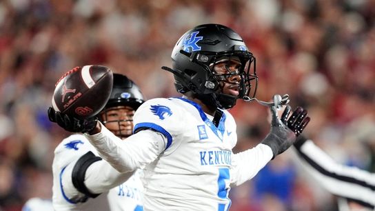 No. 15 Kentucky uses 4 picks to pull out win at Oklahoma (College Football)