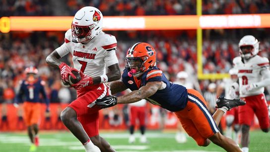 Louisville overcomes slow start to run past Syracuse (College Football)