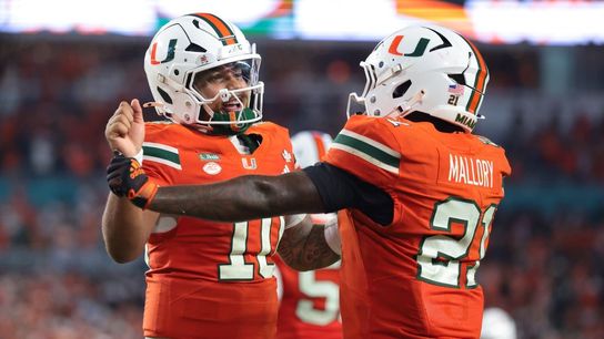 Miami avoids rash of upsets, rises to No. 1 in AP Poll (College Football)